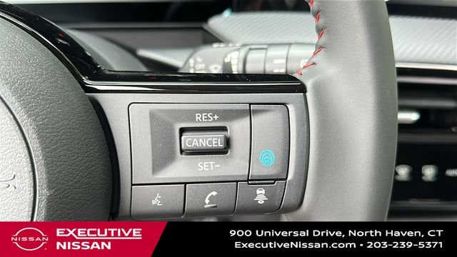 Used 2025 White Nissan SR image 13