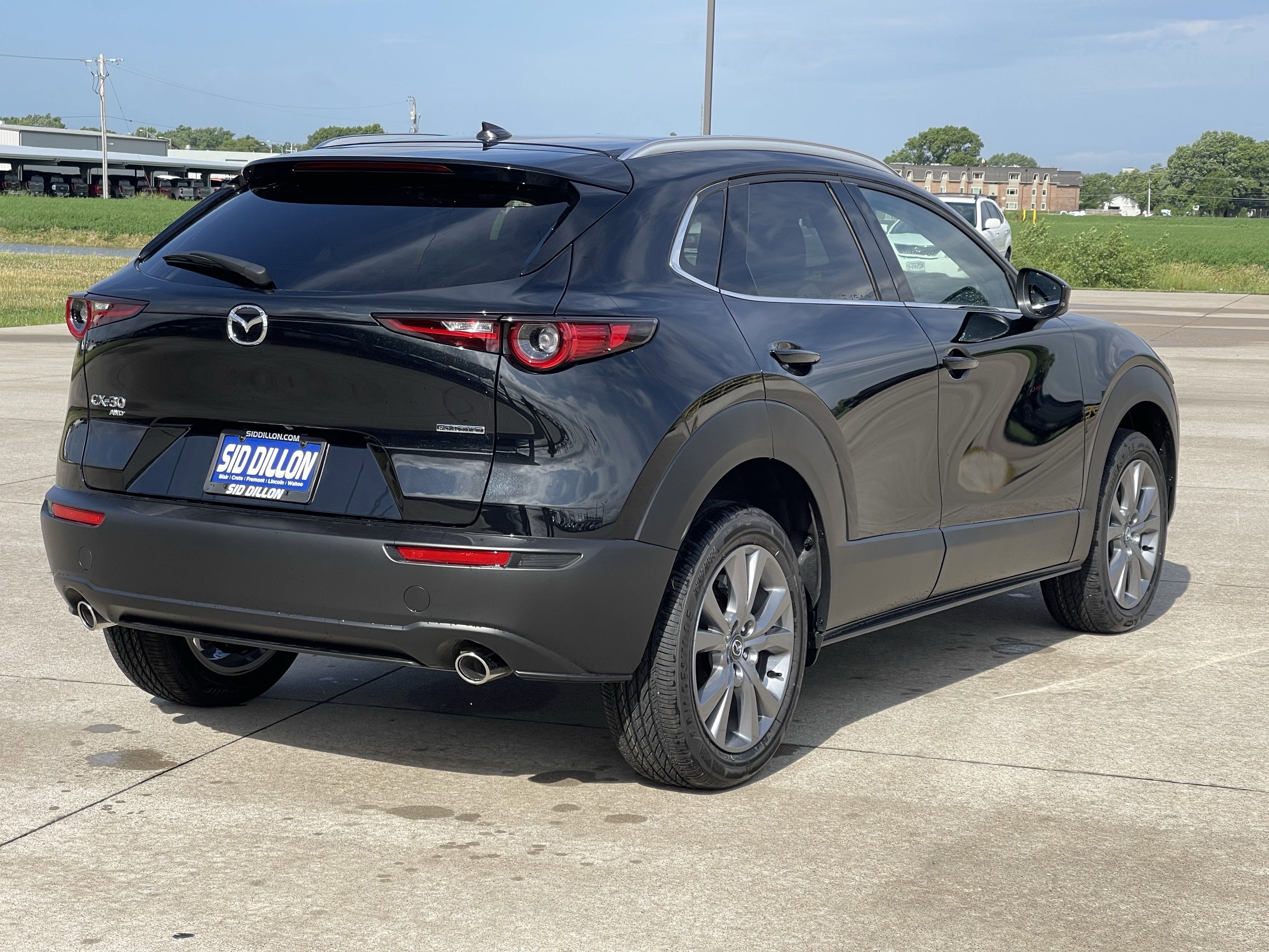 2025 Mazda CX-30 Premium - Photo 14