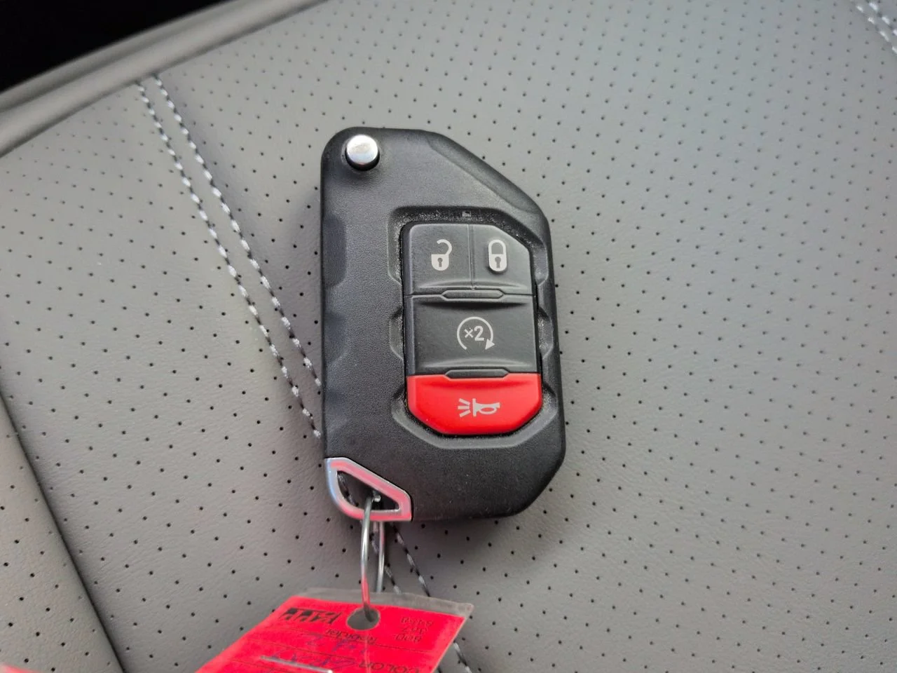 Used 2019 Crystal Metallic Jeep Rubicon image 26