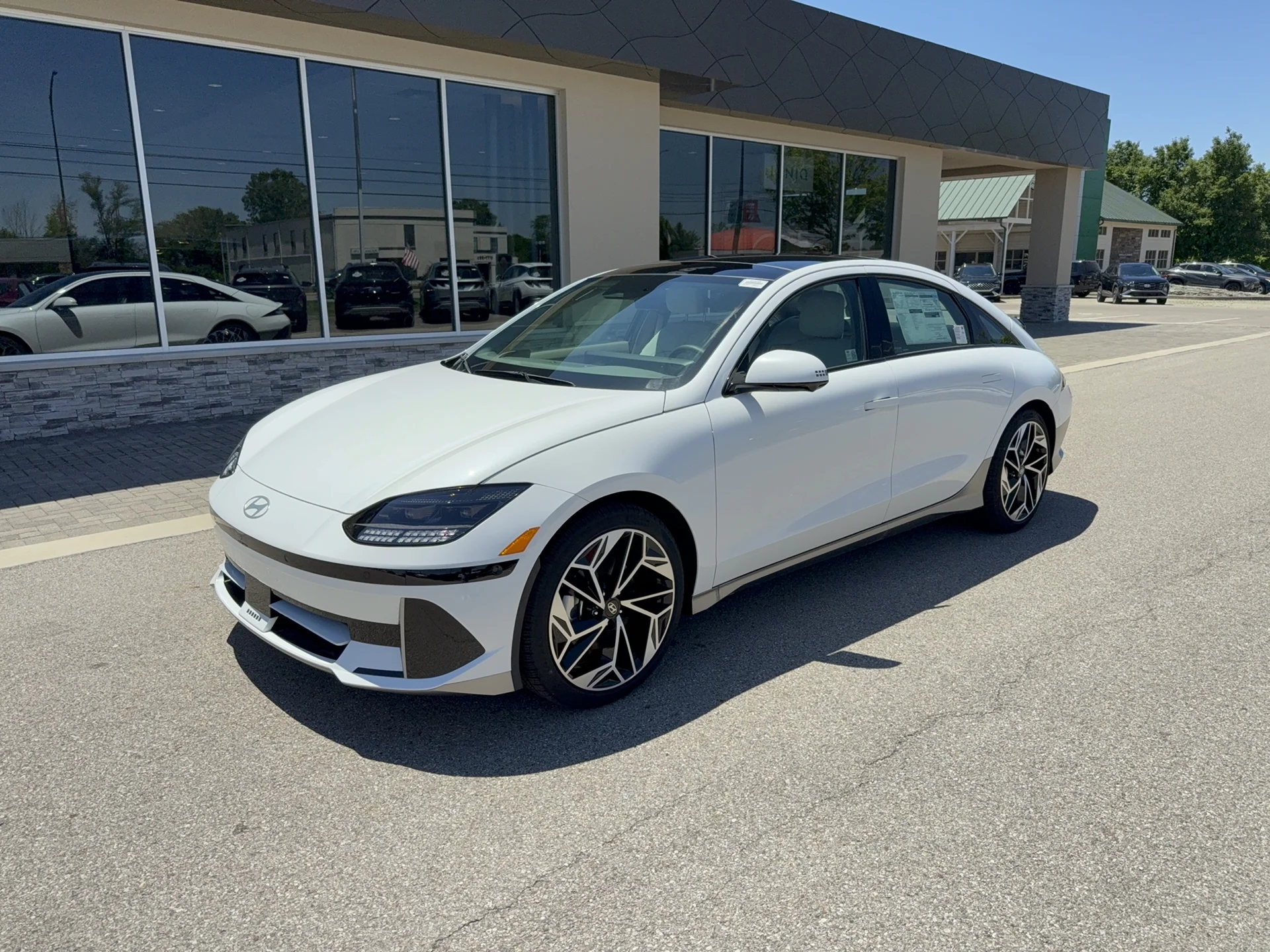 New 2024 Serenity White Pearl Hyundai Limited image 10