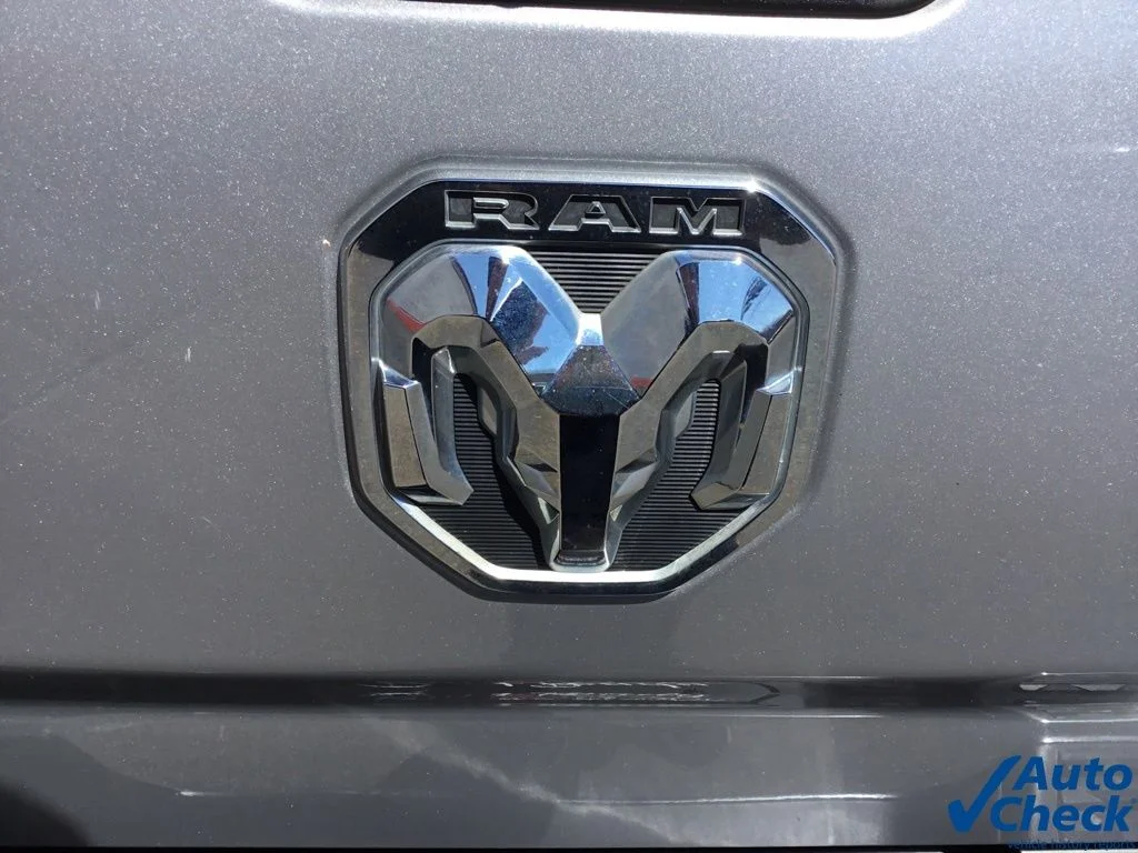 Used 2019 Silver Ram Tradesman image 17