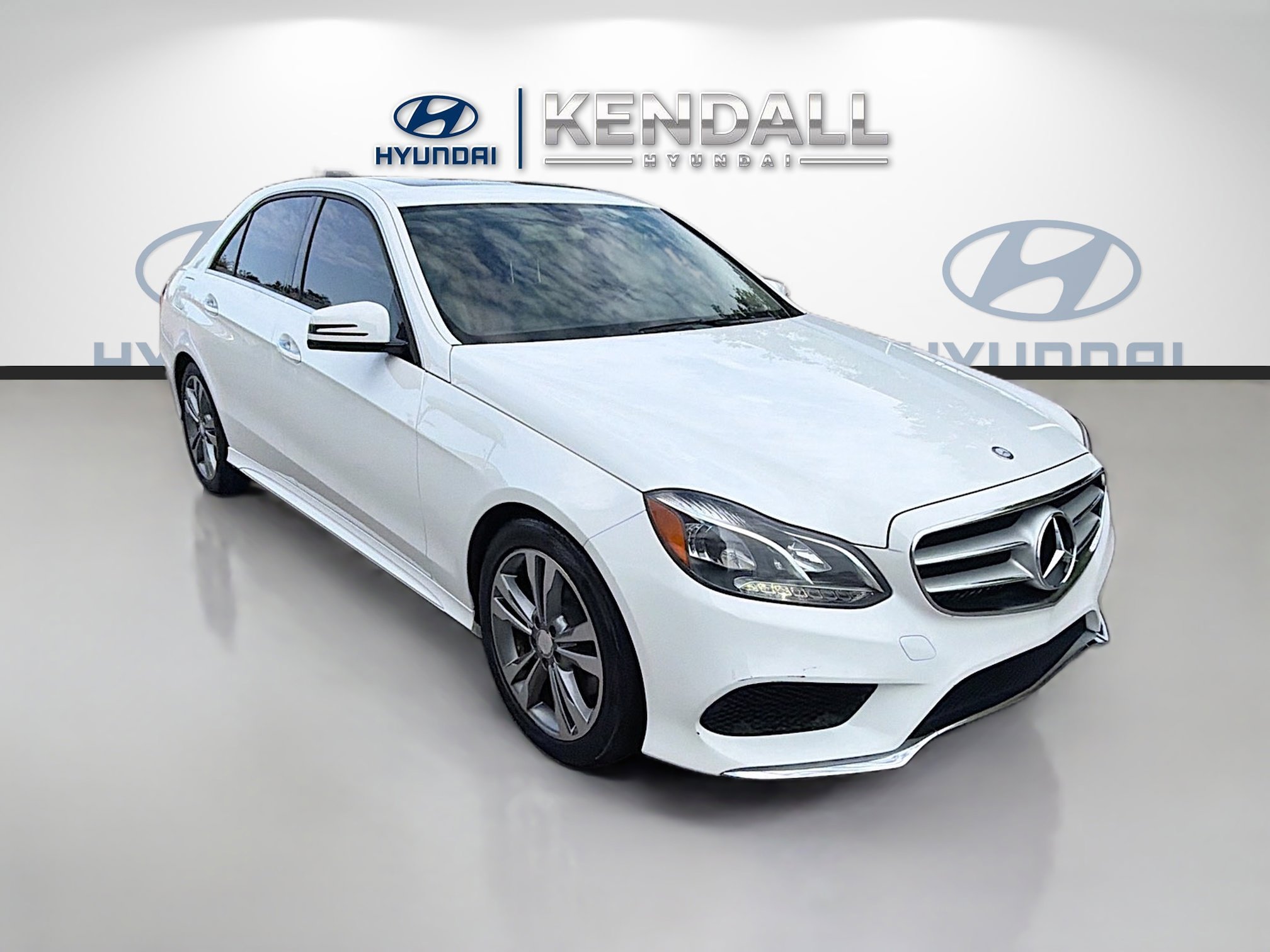 2015 Mercedes-Benz E-Class E350 Sport's photo