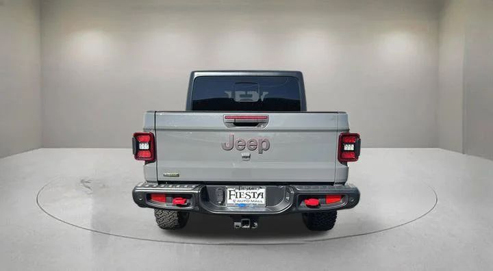 Certified Used 2021 Gray Jeep Rubicon image 3