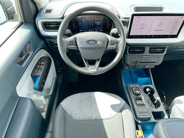 New 2026 Azure Gray Metallic Ford XLT image 15