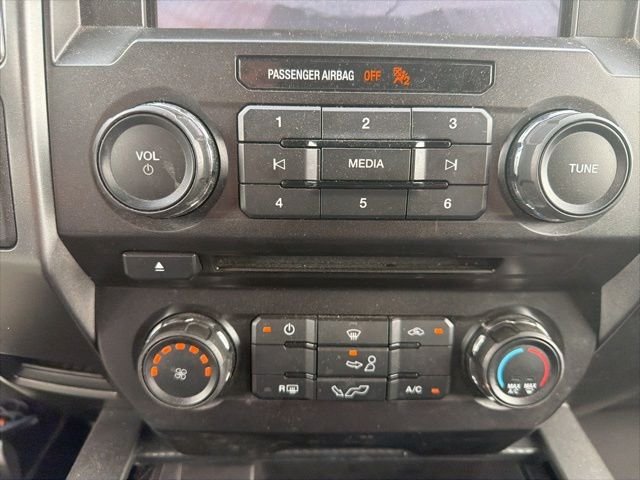 Used 2018 Black Ford XLT image 23
