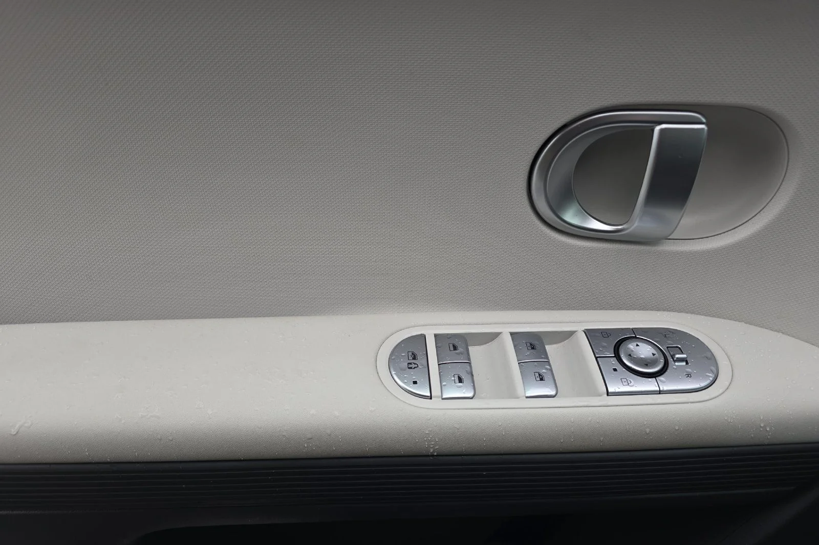 Used 2024 Green Hyundai SEL image 10