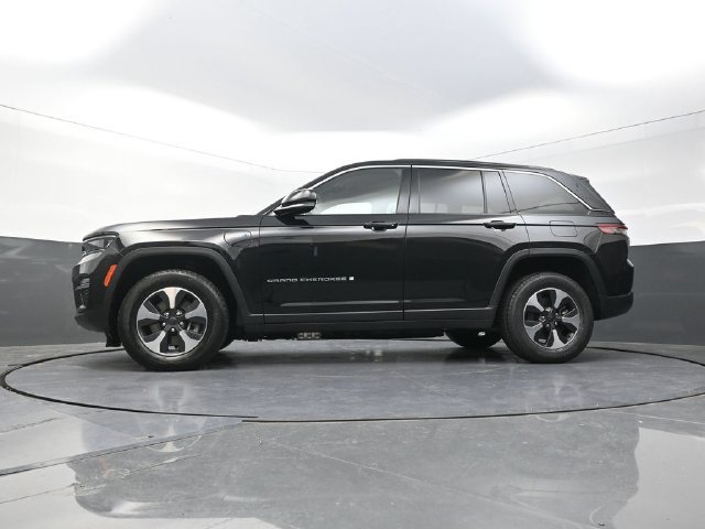 Used 2024 Black Jeep 4xe image 34