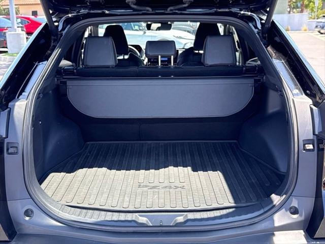Certified Used 2023 BLACK Toyota  image 16