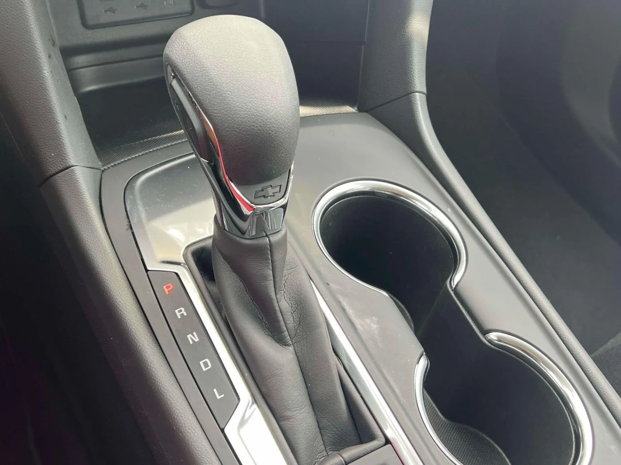 Used 2024 Summit White Chevrolet FWD LS image 29