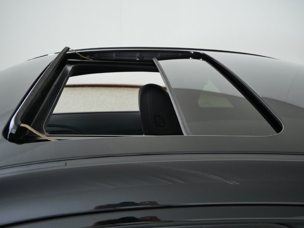 New 2026 Black Sapphire Metallic BMW 230i xDrive image 18