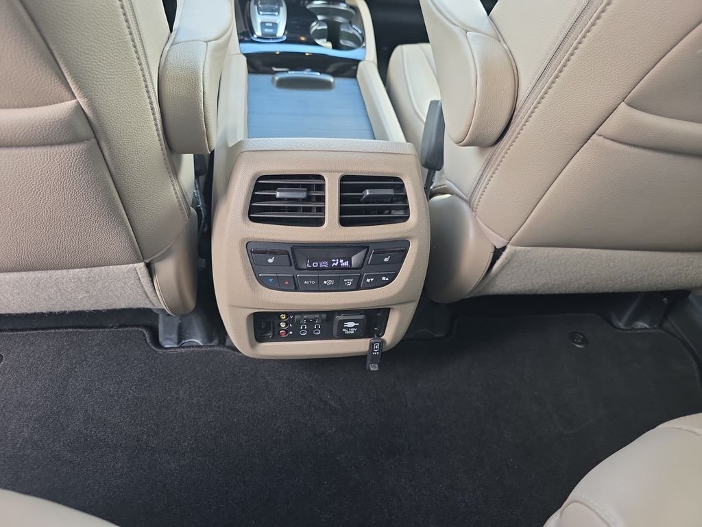 Used 2017 White Diamond Pearl Honda Elite image 33