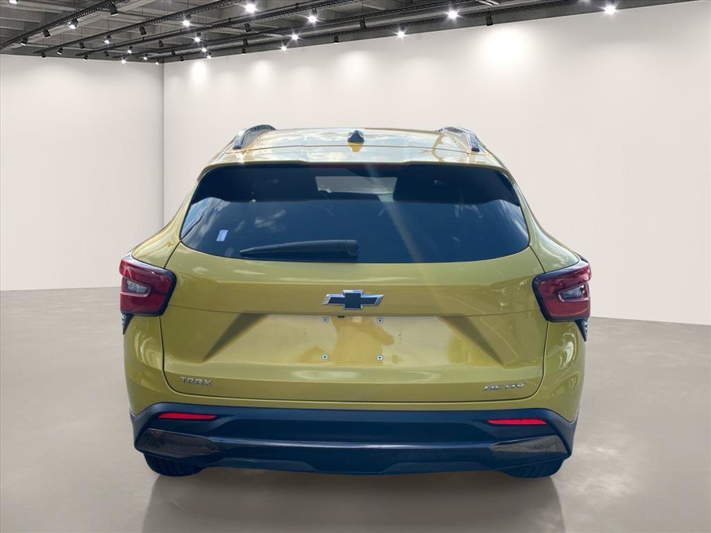 Used 2024 Nitro Yellow Metallic Chevrolet ACTIV image 6