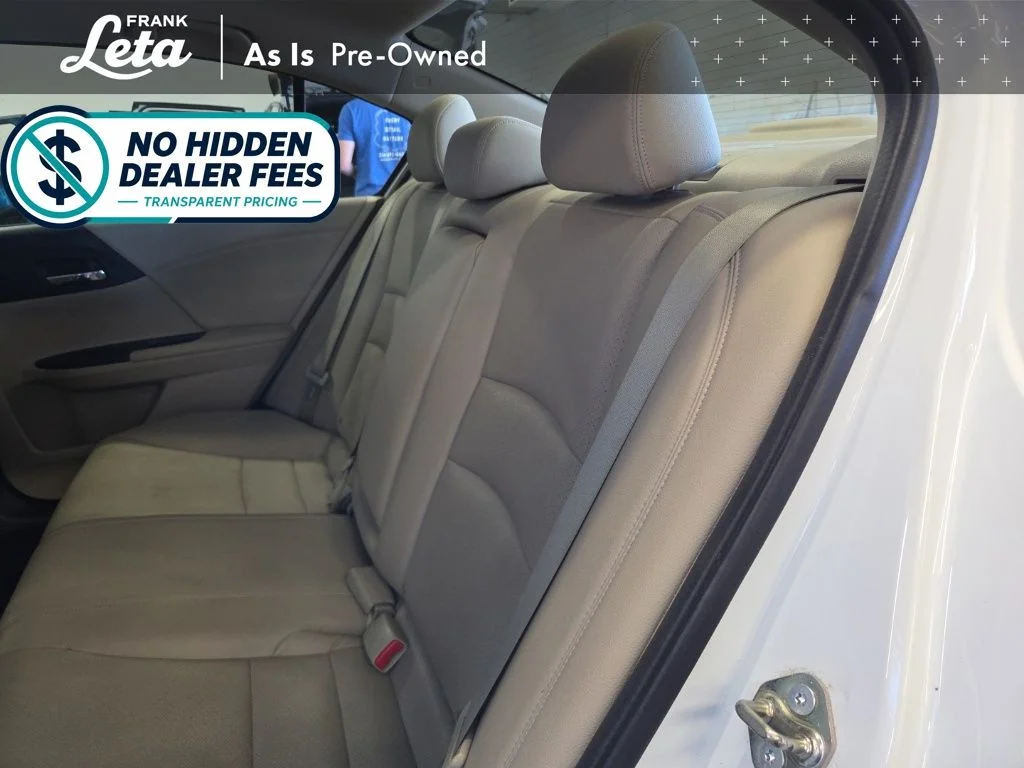 Used 2014 White Honda EX-L image 21