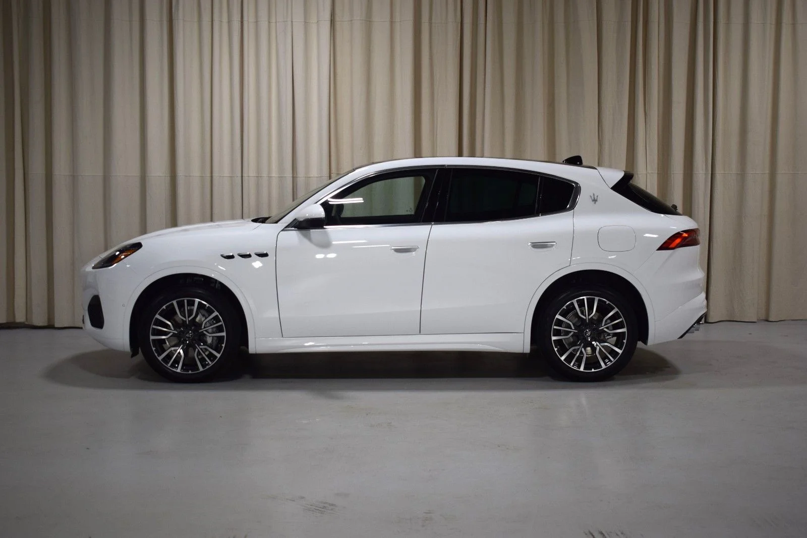 New 2025  Maserati  image 4