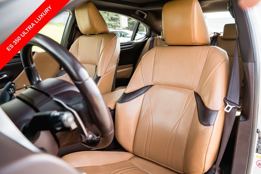 Used 2019 White Pearl Lexus 350 Ultra Luxury image 25