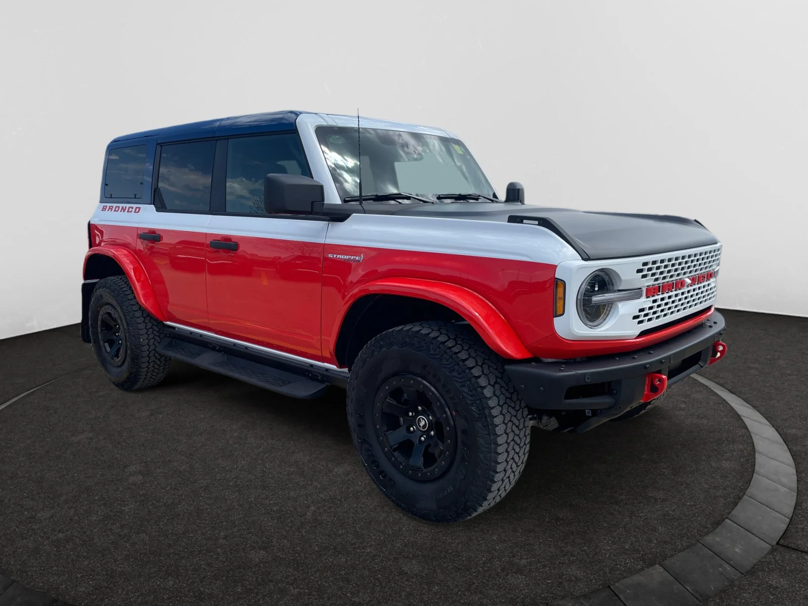 New 2026 Oxford White Ford Stroppe Edition image 7