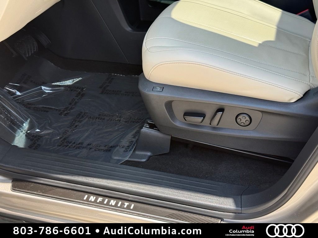 Used 2024 Silver INFINITI Sensory image 22
