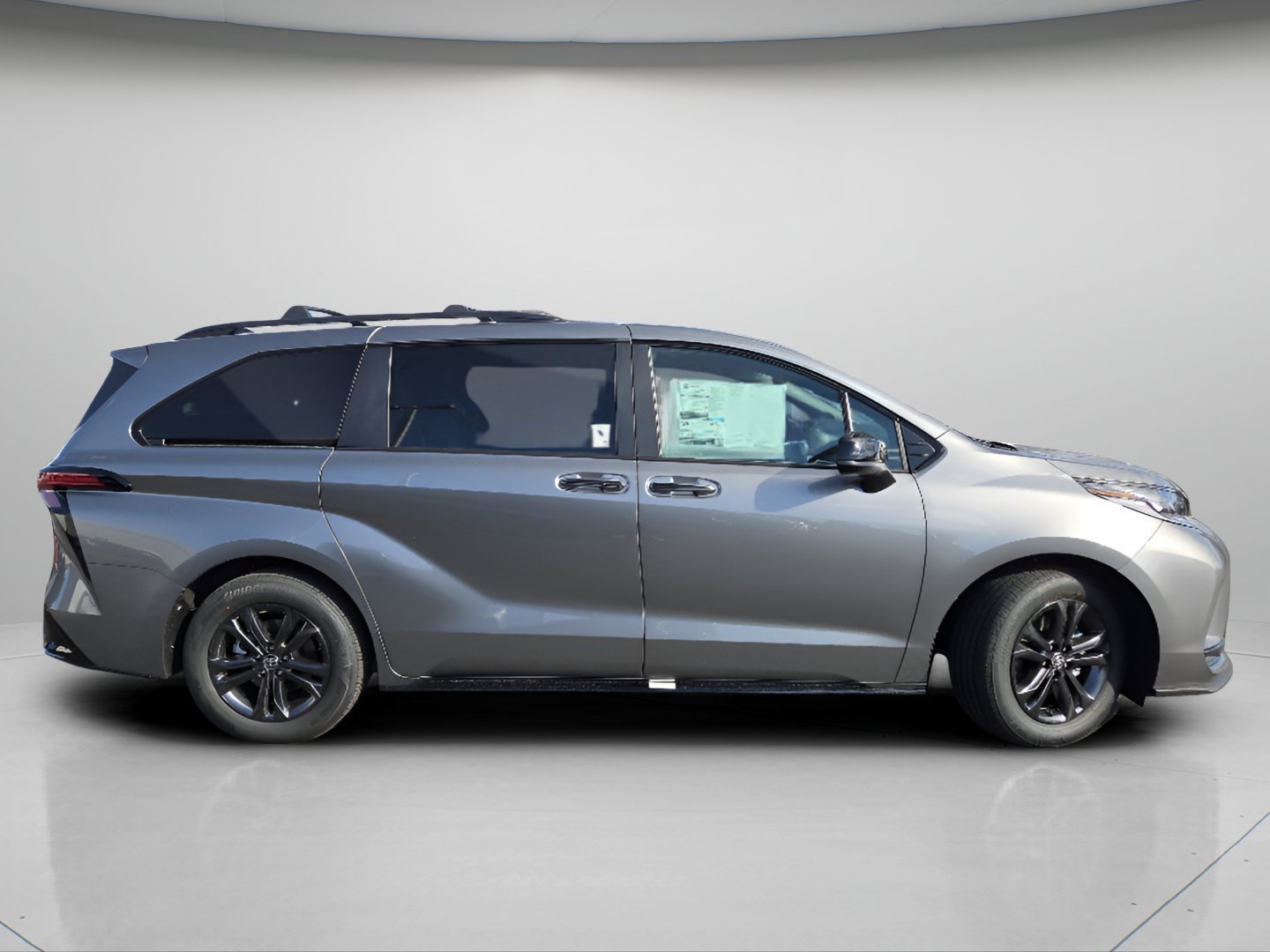 New 2026 Heavy Metal Toyota XSE image 27