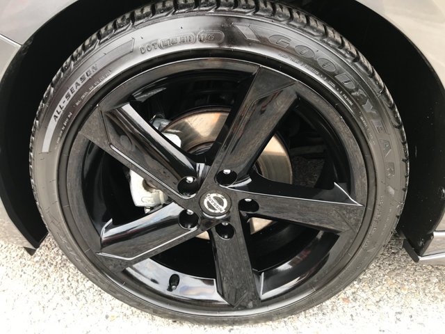 Certified Used 2023 Gun Metallic Nissan SR image 10