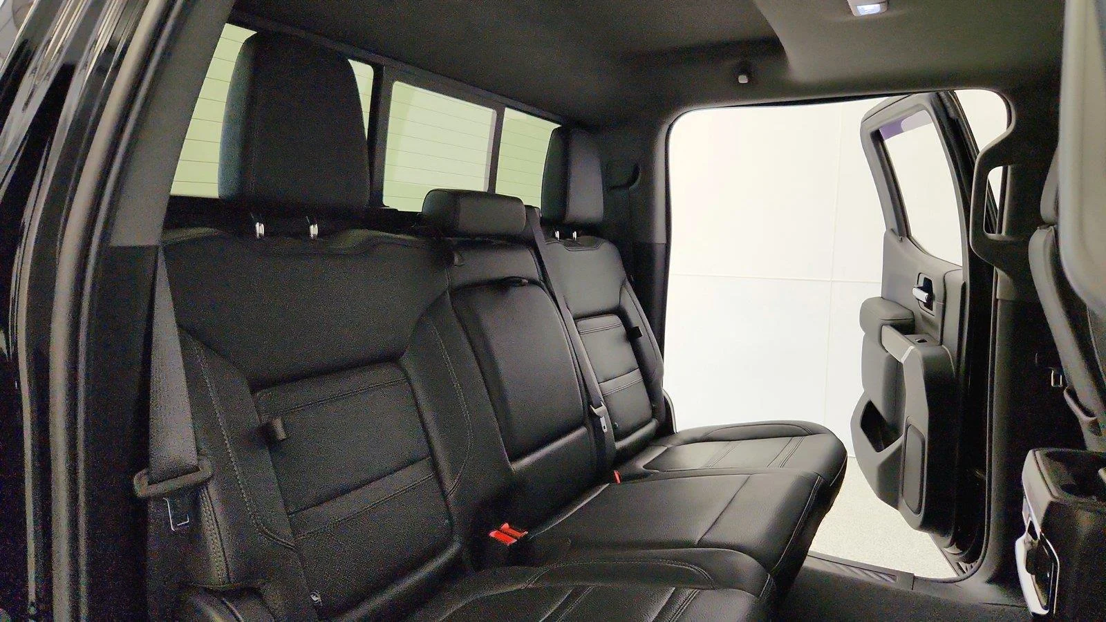 Used 2019 ONYX BLACK GMC Denali image 31