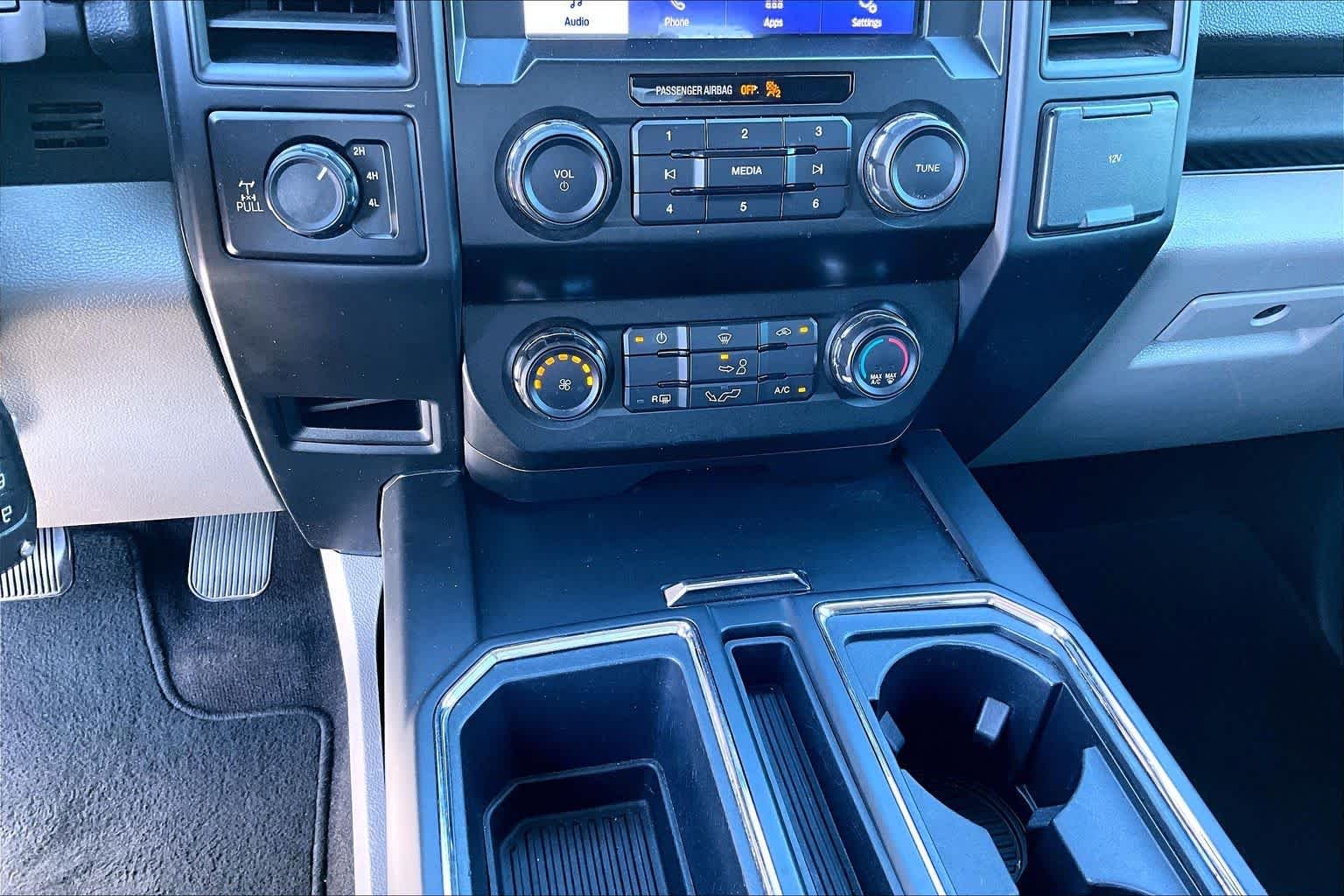 Used 2020 Iconic Silver Ford XL image 10