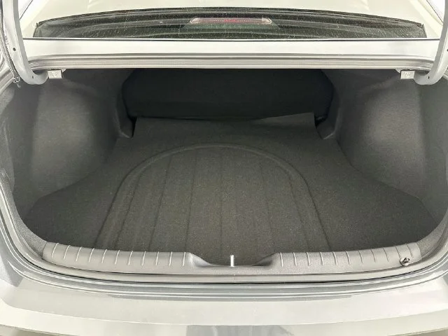 New 2026 Gray Hyundai SE image 22