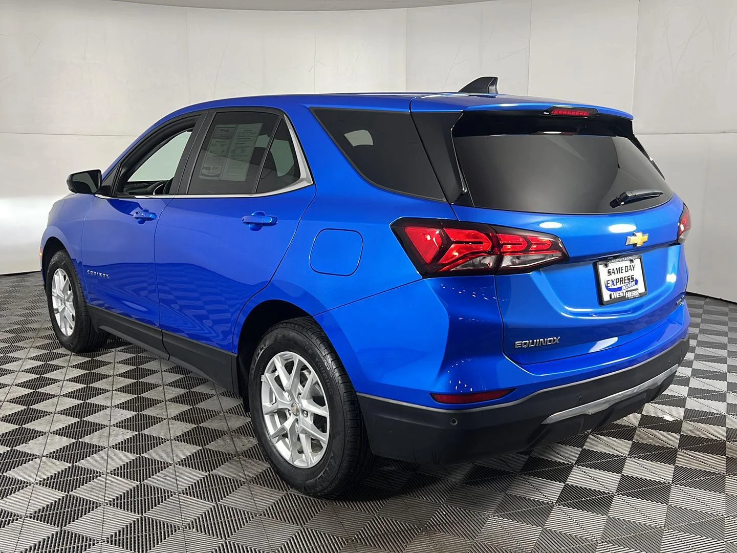 Used 2024 Riptide Blue Metallic Chevrolet LT image 15
