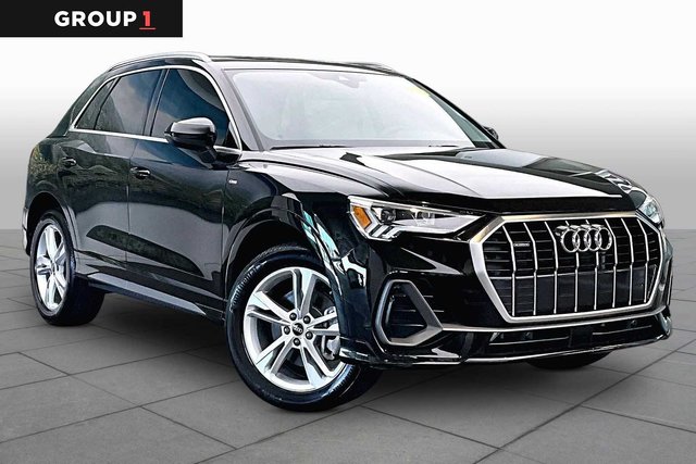 2024 Audi Q3 S line Premium