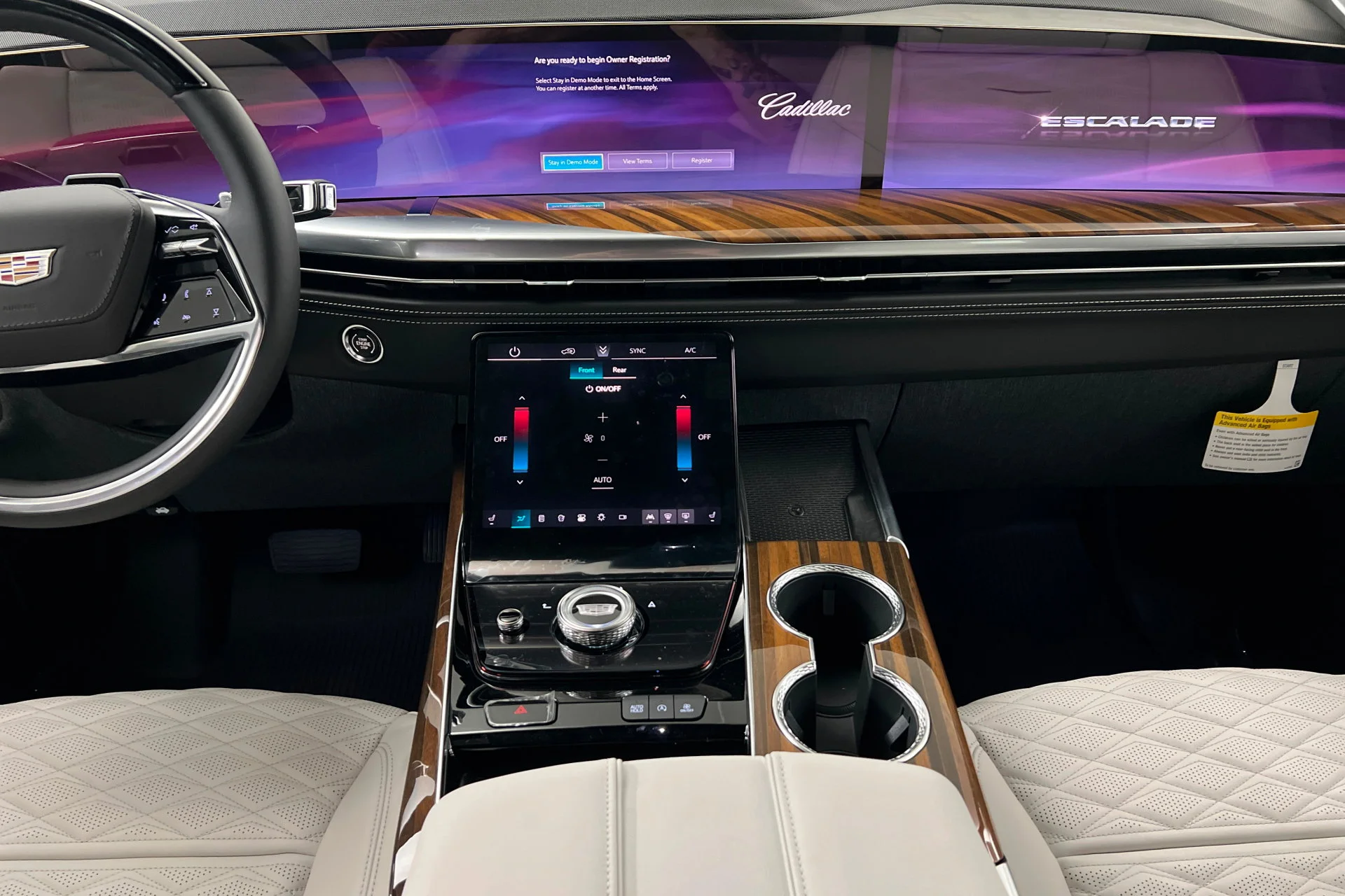 2026 Cadillac Escalade Platinum Sport - Photo 13