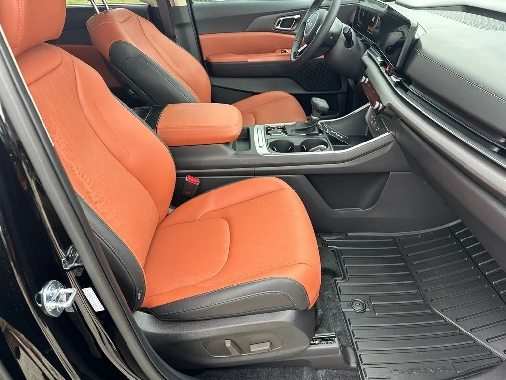 New 2026 Black Kia EX image 13