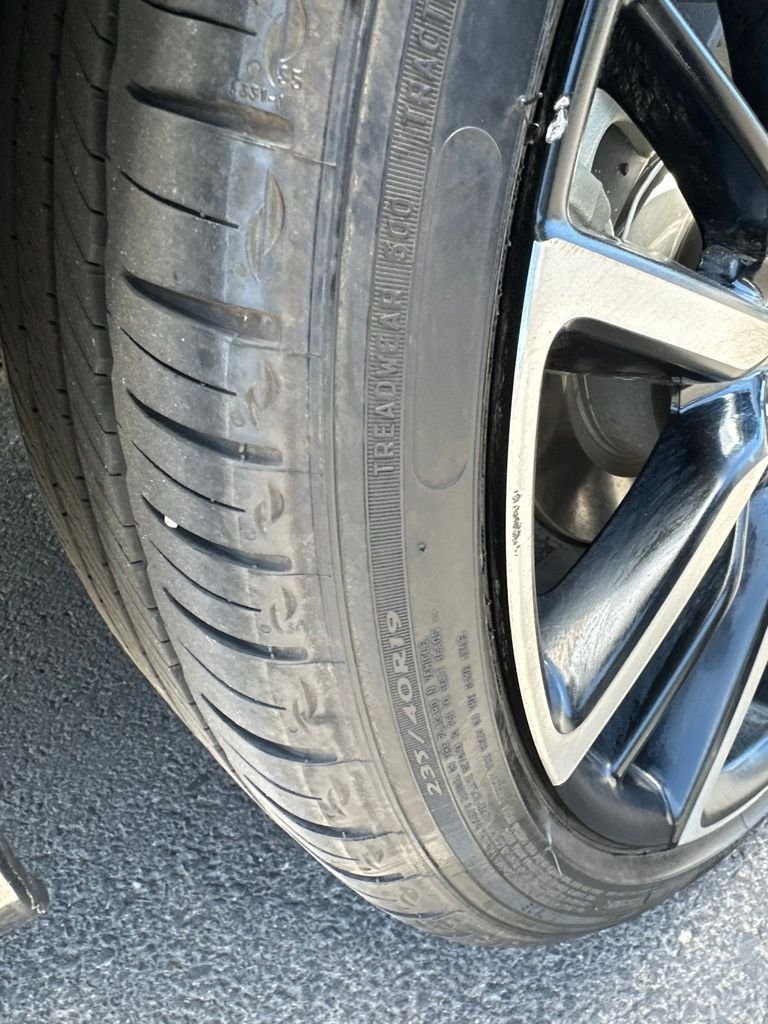Used 2024  Honda Touring image 6