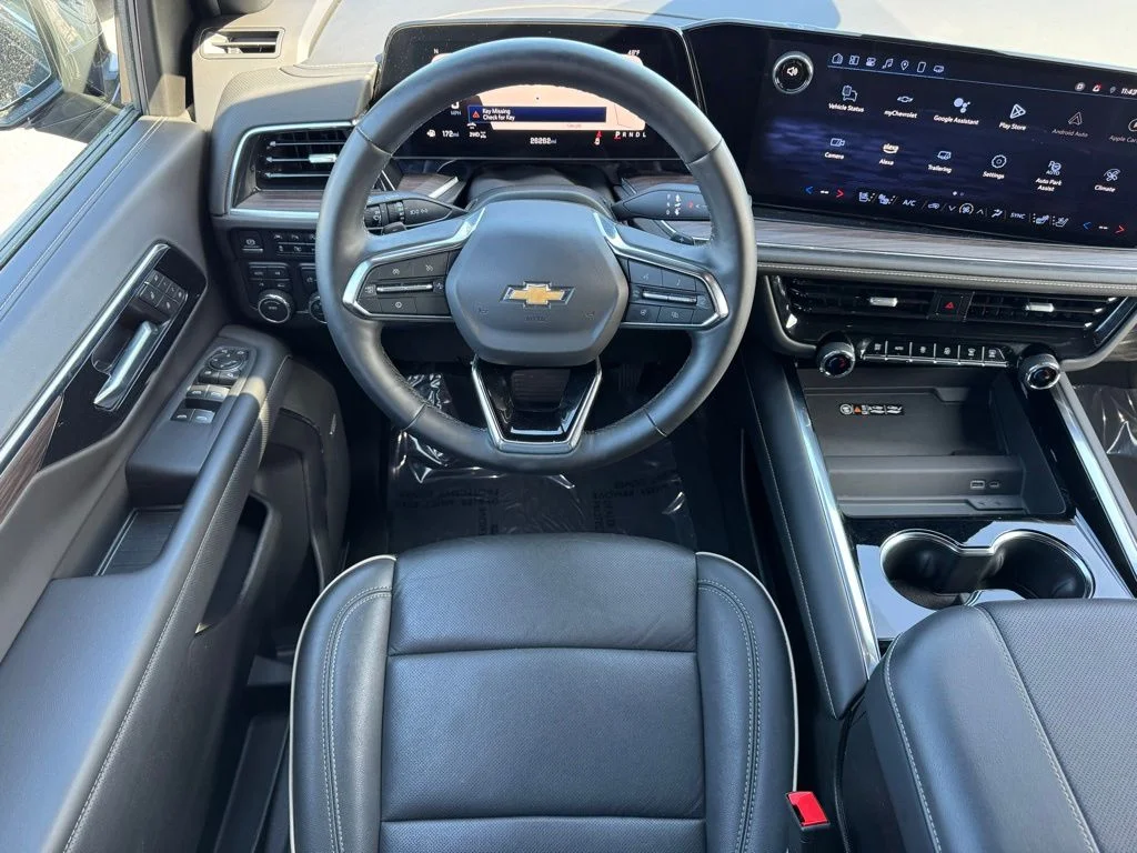 Used 2025 Gray Chevrolet Premier image 16