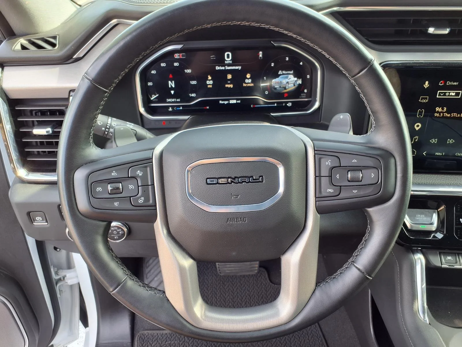 Used 2024 Summit White GMC Denali image 11