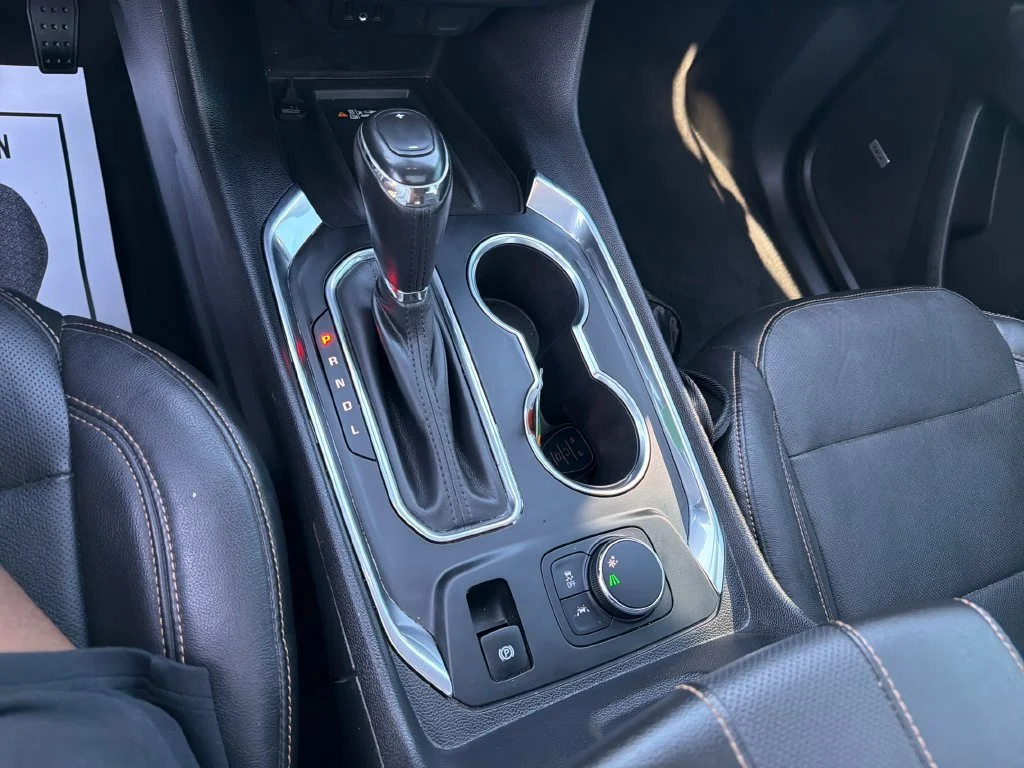 Used 2019 Black Chevrolet Premier image 22