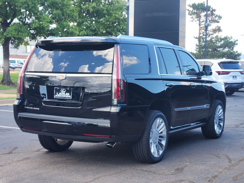 Used 2019 Black Cadillac Platinum Edition image 5