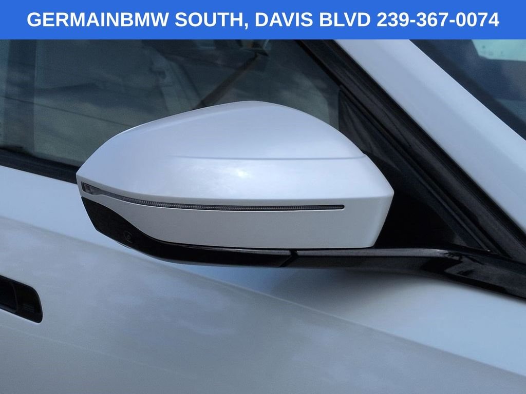 Certified Used 2025 White Metallic BMW 760i xDrive image 13