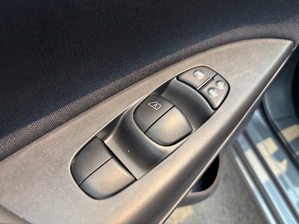 Used 2019 Gray Nissan SV image 19