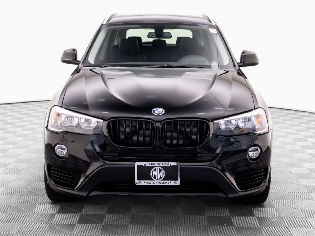 Used 2016 Black BMW xDrive28i image 11