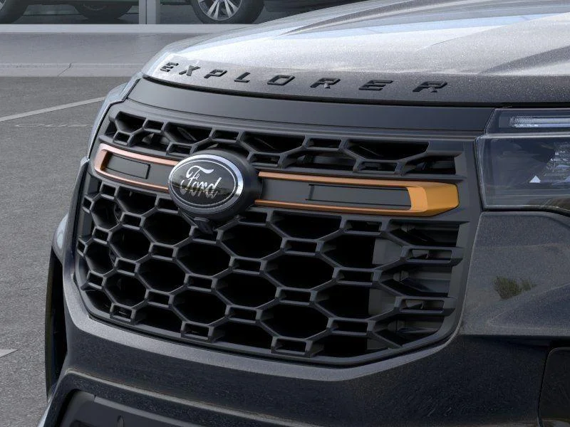 New 2026 Agate Black Metallic Ford Tremor® image 17