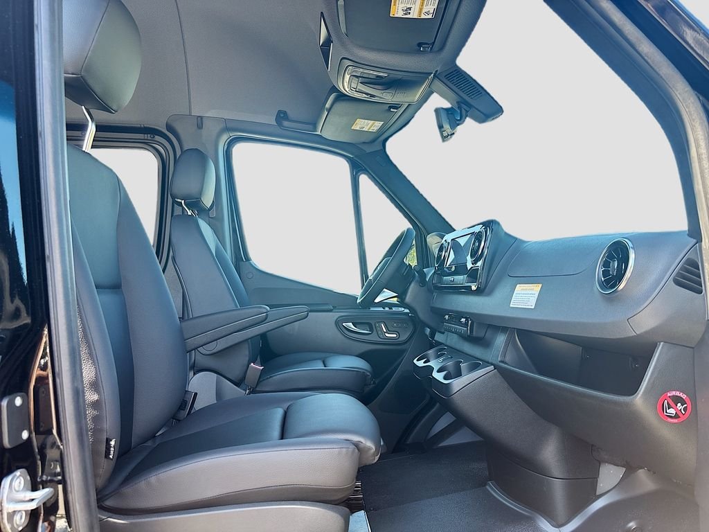 New 2026 Black Mercedes-Benz Passenger 170 WB image 37