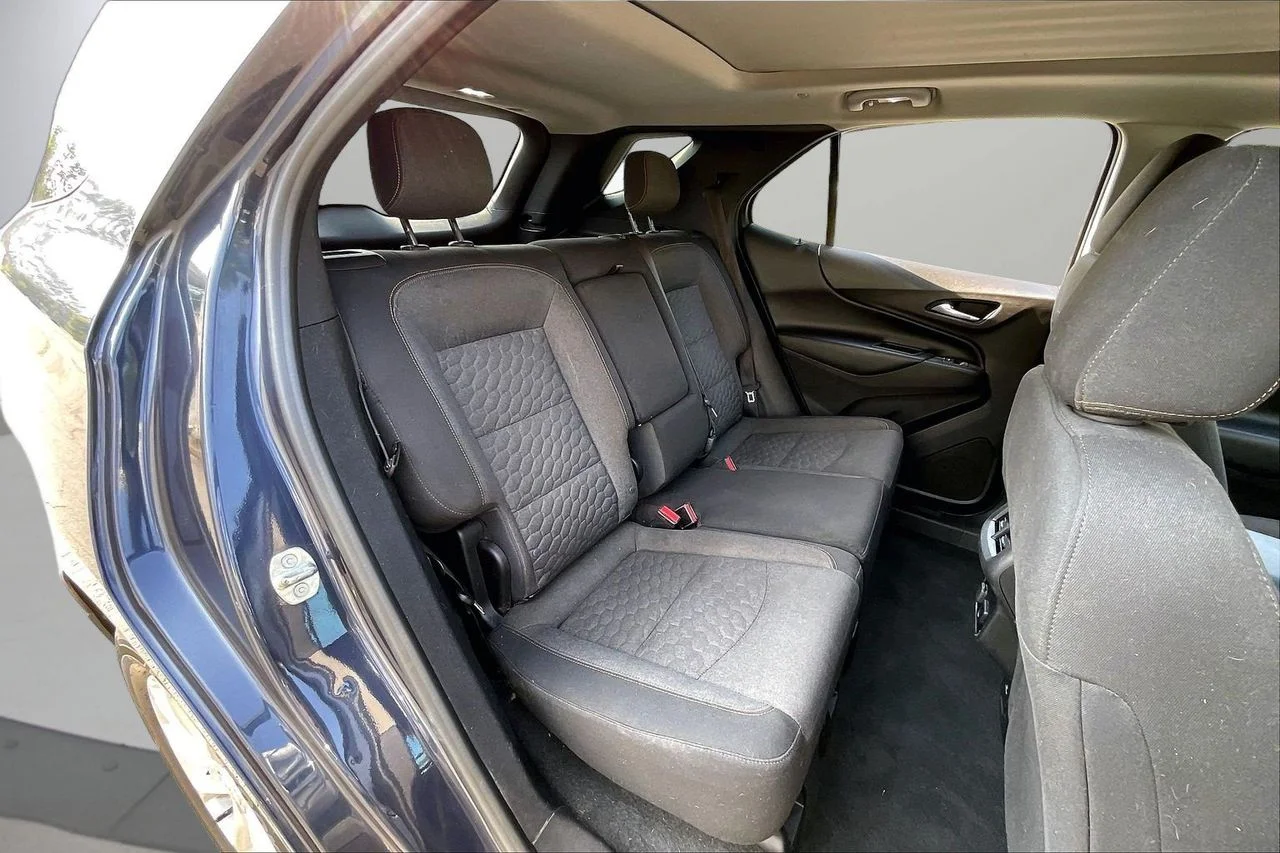 Used 2018 Blue Chevrolet LT image 24