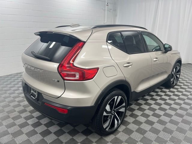 Used 2023 Gray Volvo Ultimate image 5