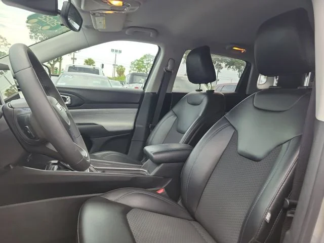 2022 Jeep Compass Latitude - Photo 17