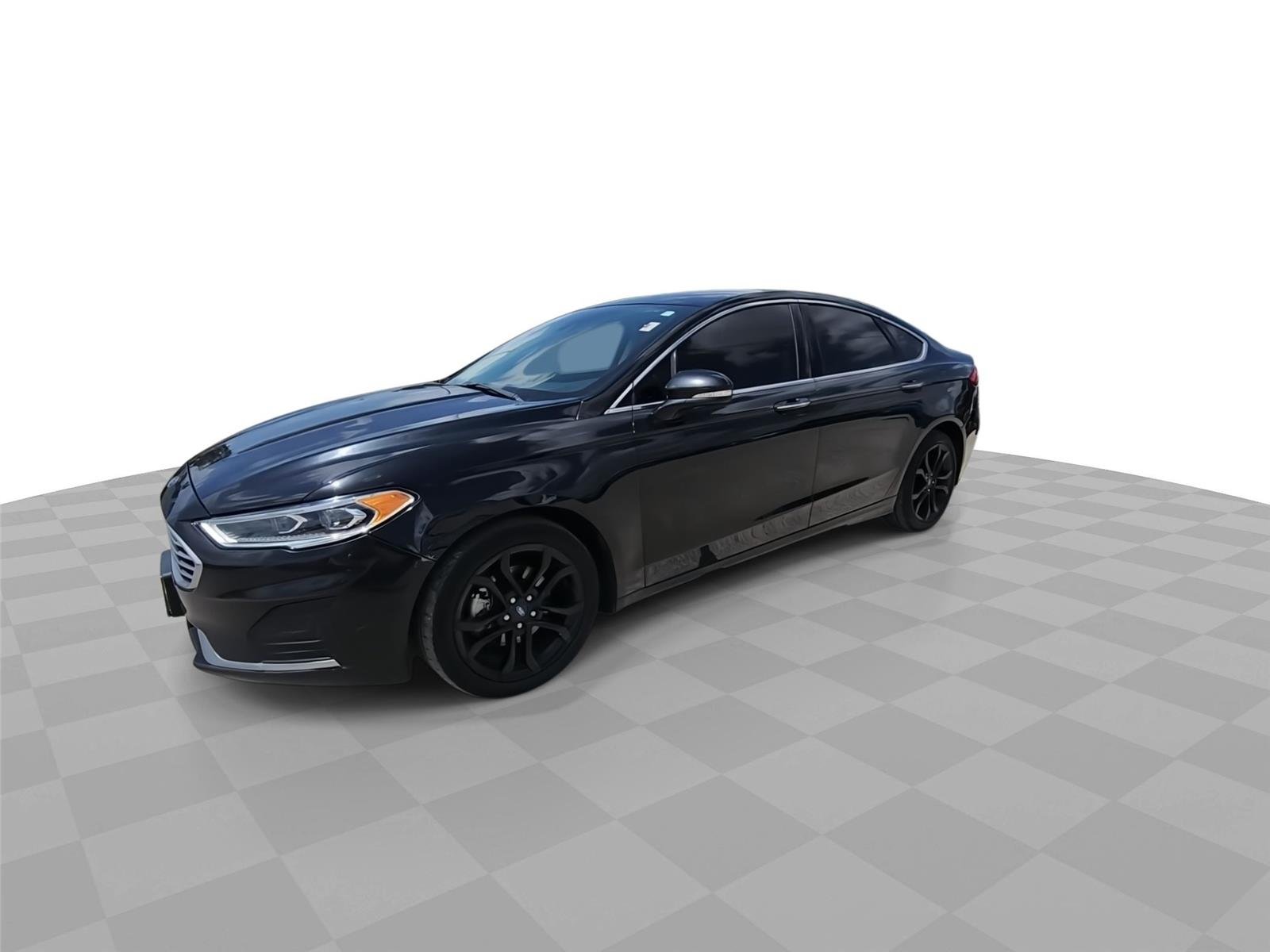 Used 2019 Black Ford SEL image 4