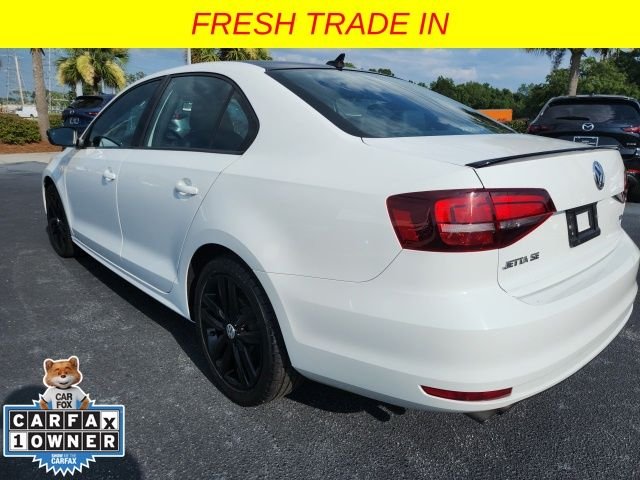 Used 2018 White Volkswagen 1.8T SE Sport image 5
