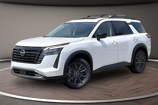 2026 Nissan Pathfinder SL 4WD's photo