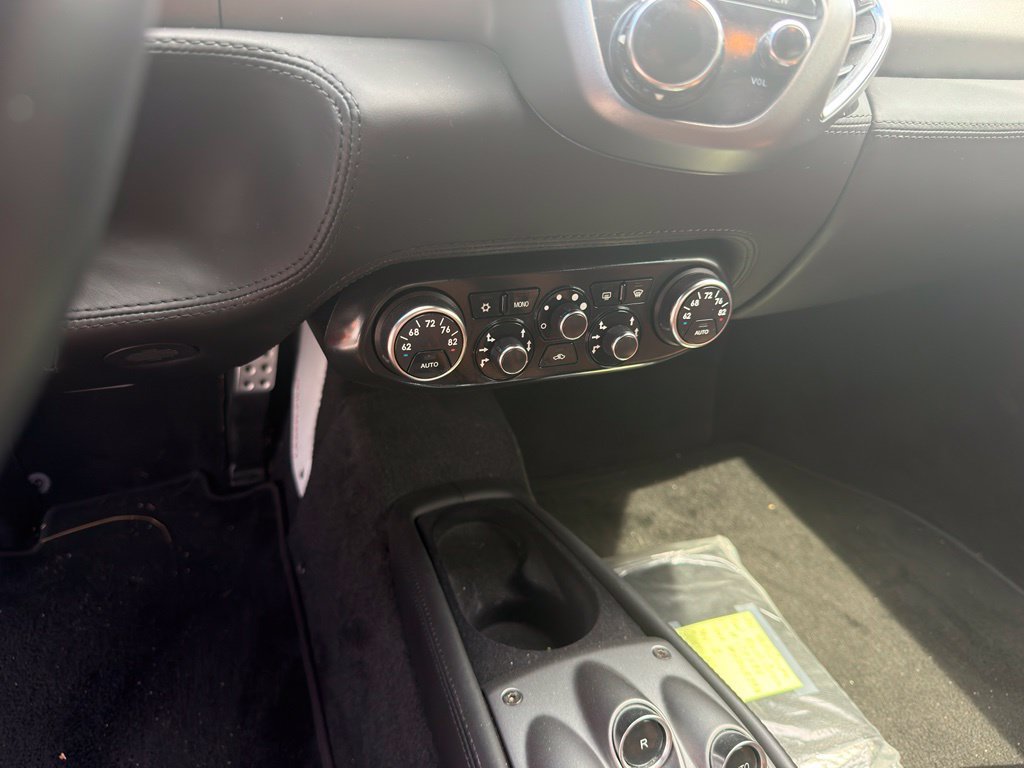 Used 2011 Red Ferrari Base image 22