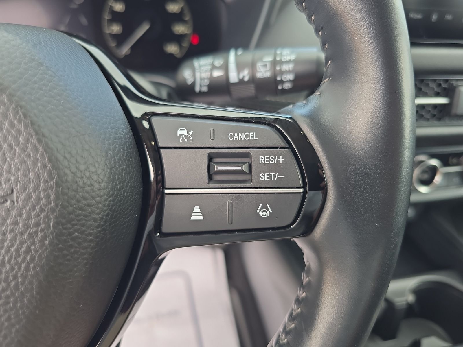 2025 Honda HR-V EX-L - Photo 25