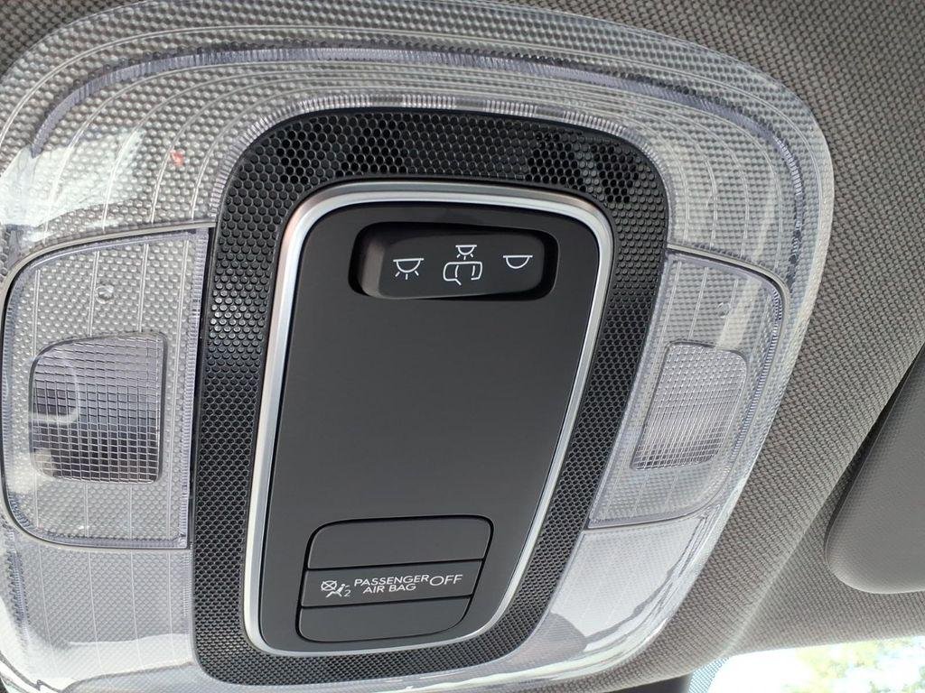 New 2026 Silver Hyundai SEL Sport image 24