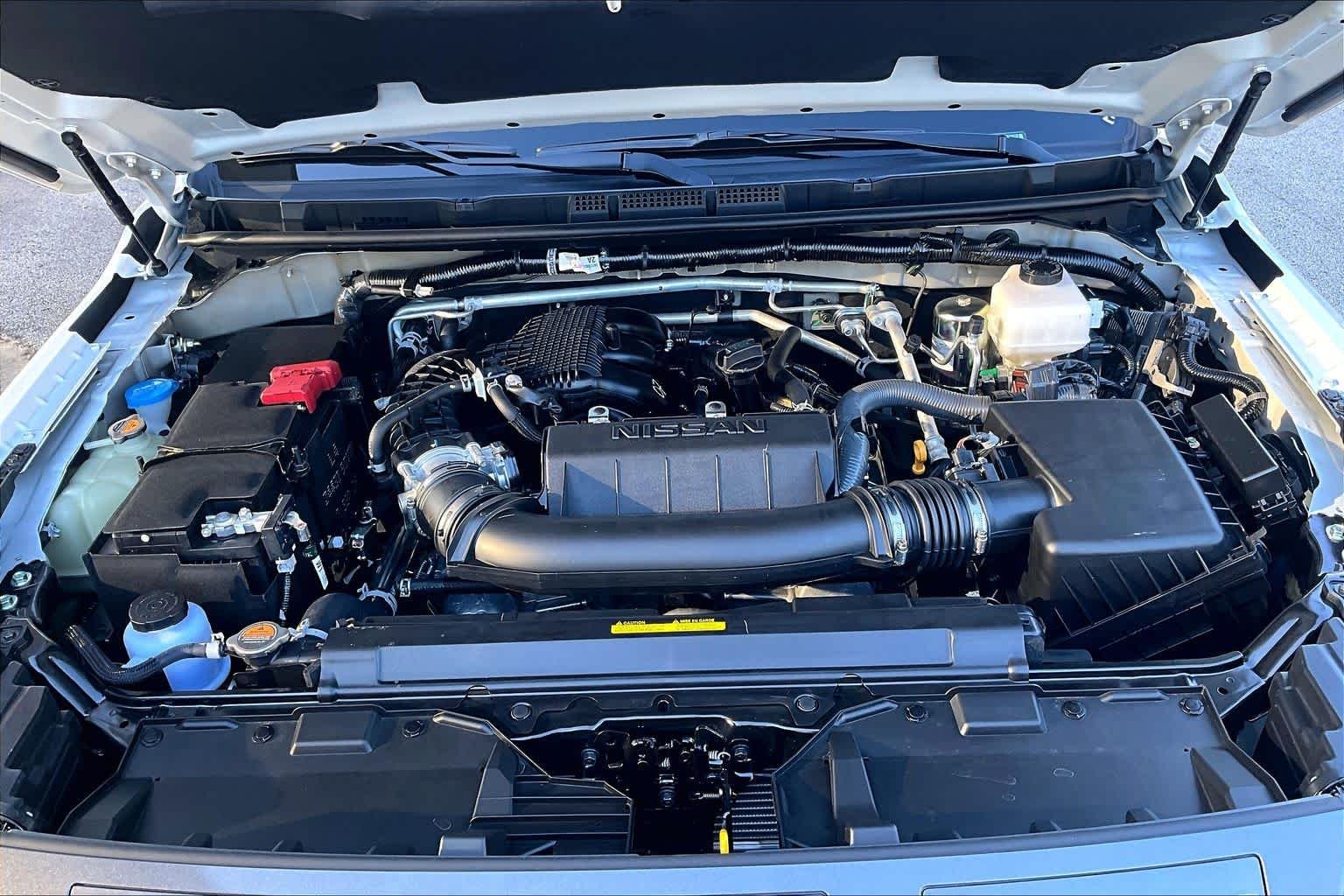 New 2027 Glacier White Nissan SV image 16